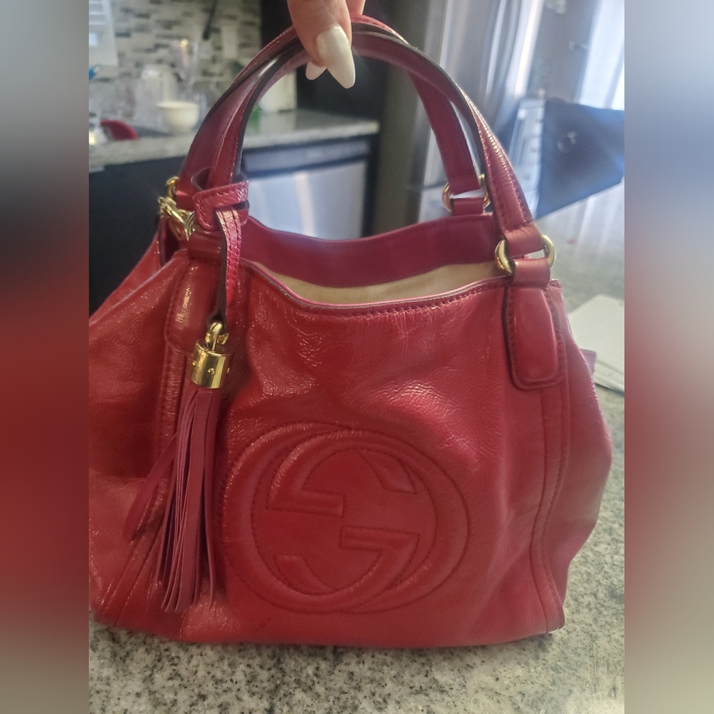 Gucci Soho patent leather tote bag